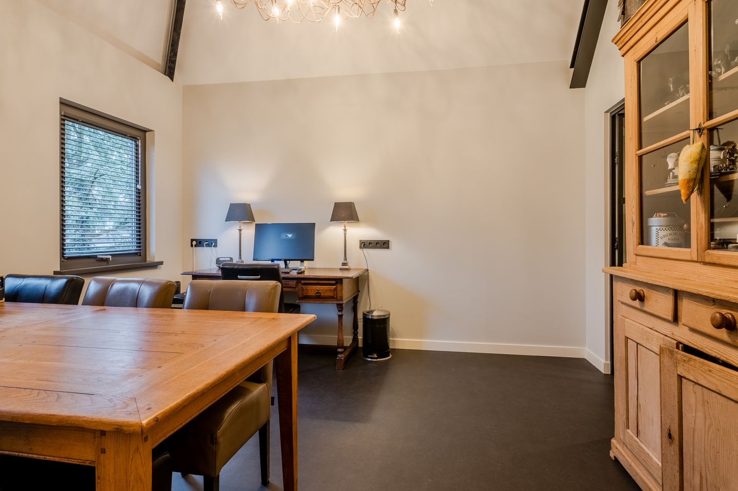 Foto 29 van Hoogstraat 81