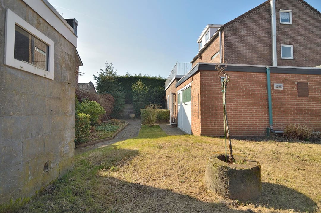 Foto 22 van Bernadettelaan 21