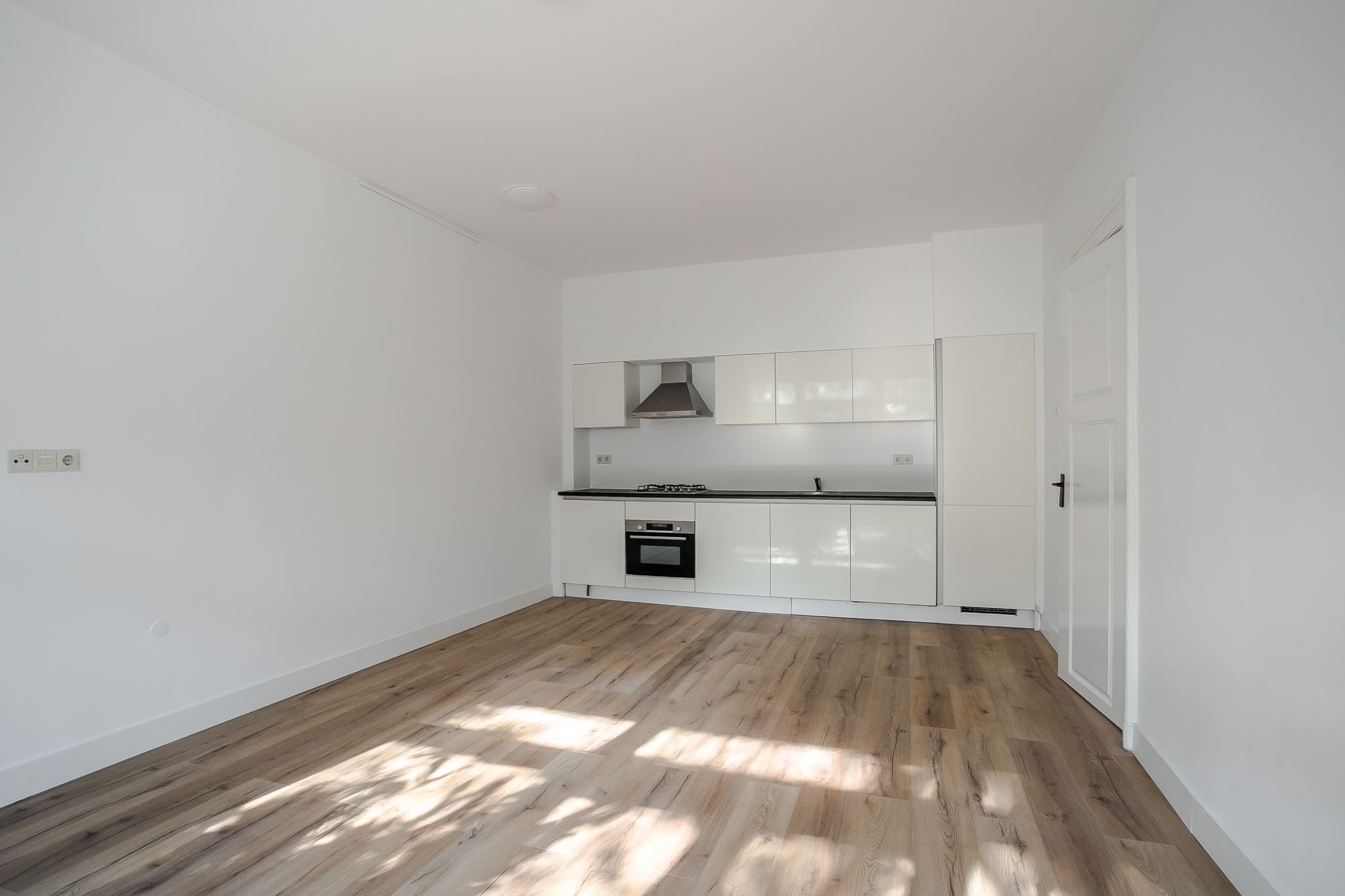 Foto 9 van Cornelis Drebbelstraat 26-H