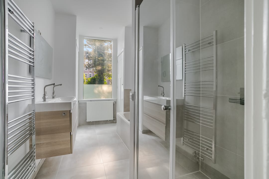 Foto 38 van Cornelis Drebbelstraat 26-H