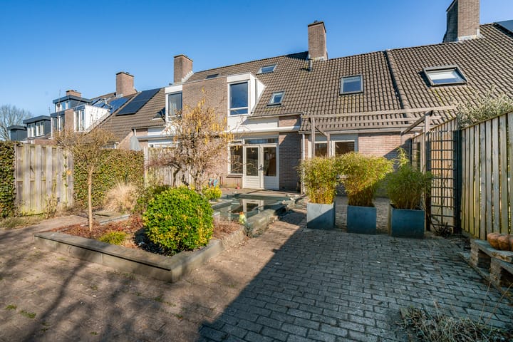 Foto 4 van Steve Bikostraat 7