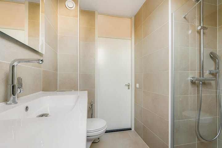 Foto 27 van Steve Bikostraat 7