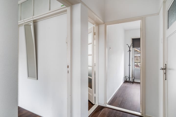 Foto 12 van Herman Robbersstraat 56-C