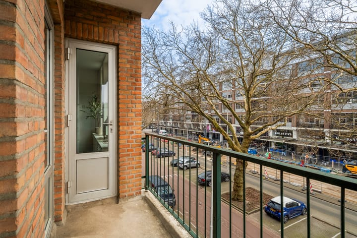 Foto 21 van Herman Robbersstraat 56-C