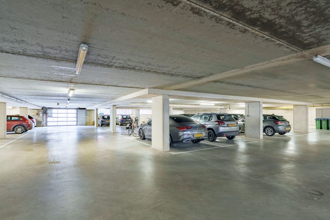 Foto 26 van Plein 15 Augustus 60