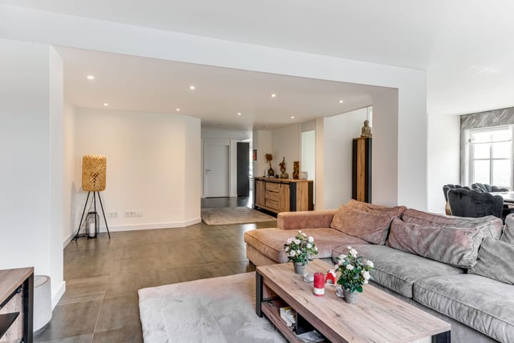 Foto 10 van Middenweg 141