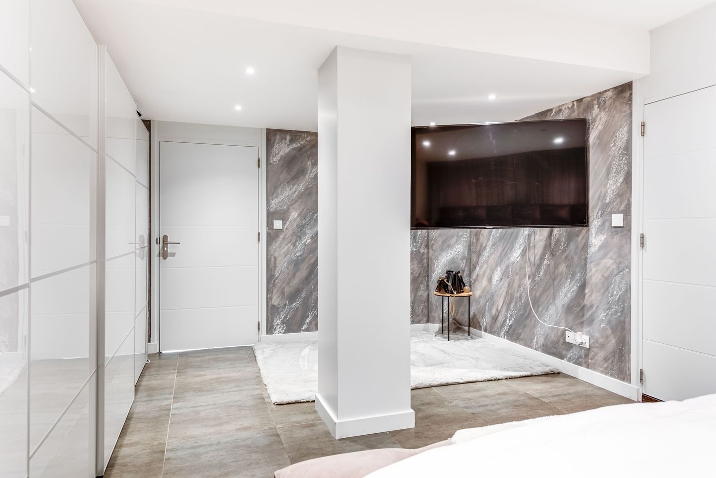 Foto 19 van Middenweg 141