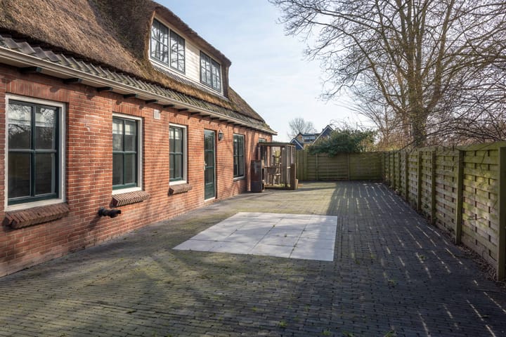 Foto 47 van Middenweg 141