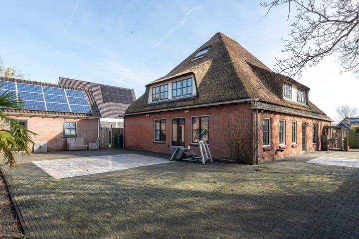 Foto 48 van Middenweg 141