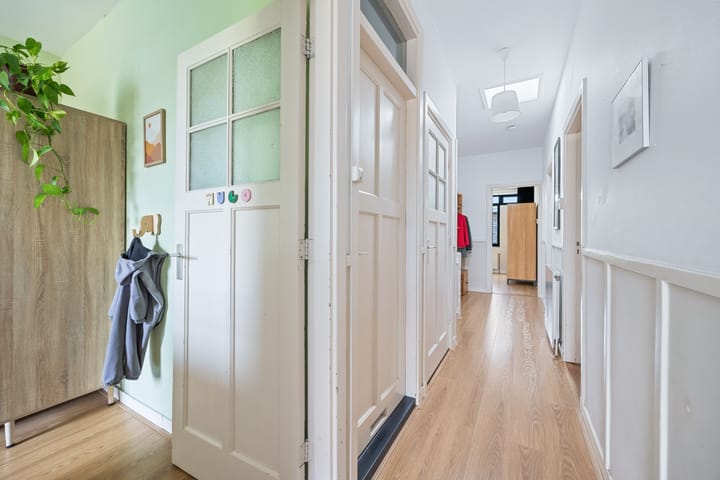 Foto 18 van Van Heutszstraat 131