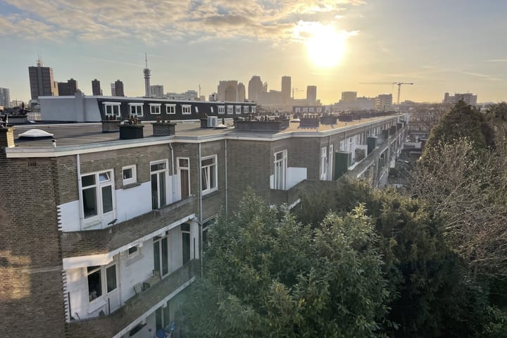 Foto 30 van Van Heutszstraat 131