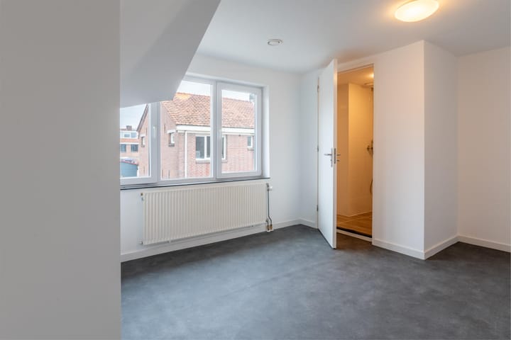 Foto 17 van Columbusplein 9