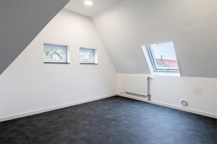 Foto 28 van Columbusplein 9