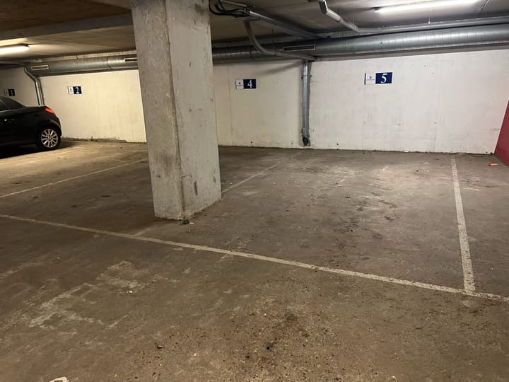 Foto 24 van Raadhuisplein 30