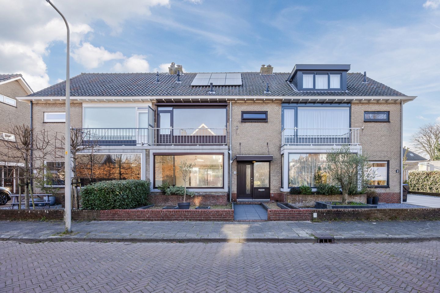 Foto 1 van Van Hamellaan 4