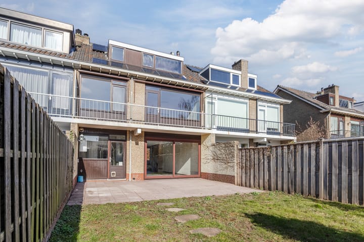 Foto 38 van Van Hamellaan 4