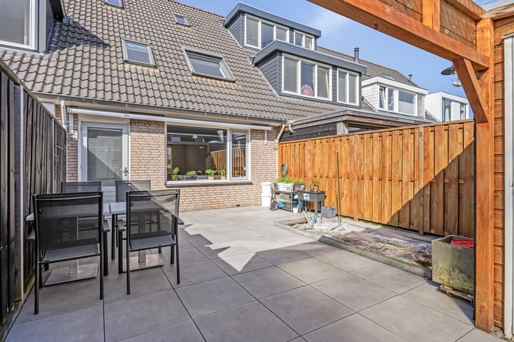 Foto 13 van De Deel 8