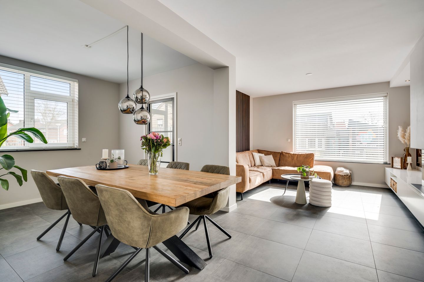 Photo 4 of Scheijvenstraat 15