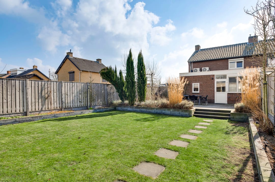 Photo 32 of Scheijvenstraat 15