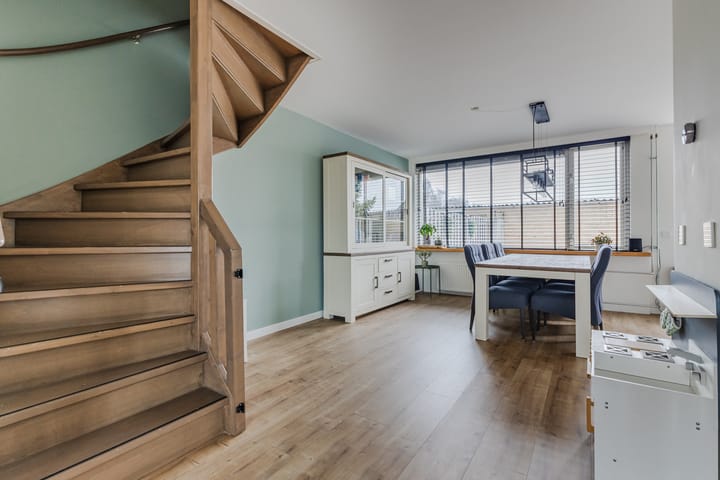 Foto 11 van Meeuwenlaan 24