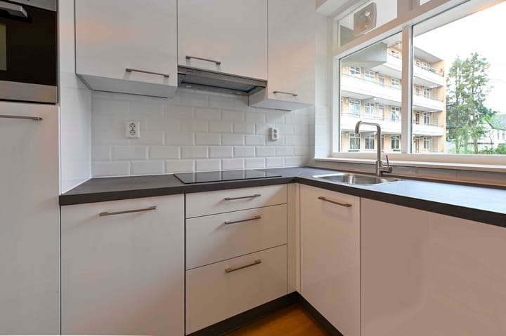 Photo 12 of Graaf Wichmanlaan 13-AA7