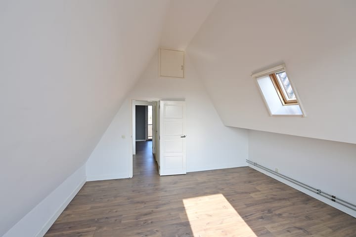 Foto 10 van Amsterdamsestraat 8