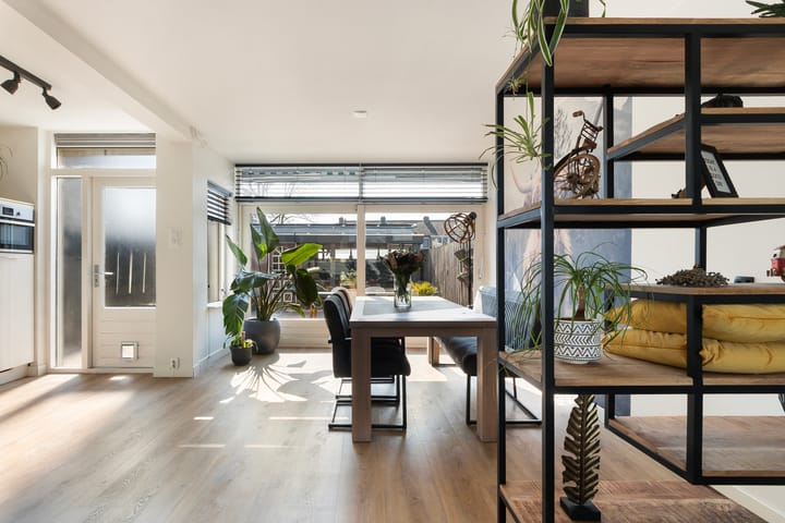 Foto 15 van Valeriusstraat 32