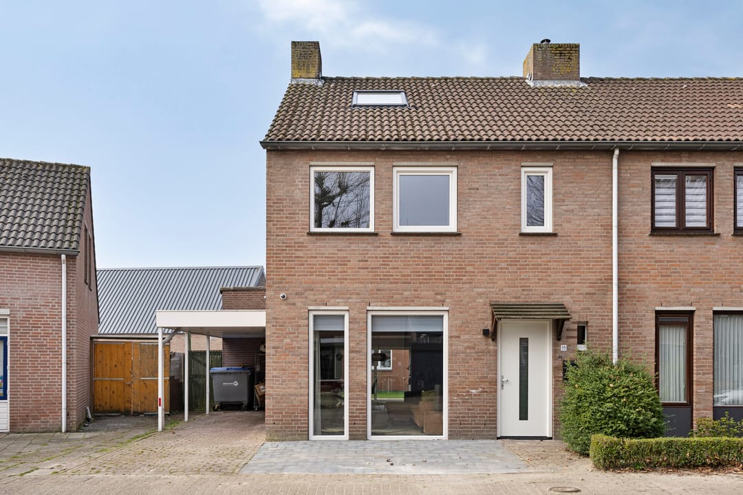 Photo 1 of Plataan 18