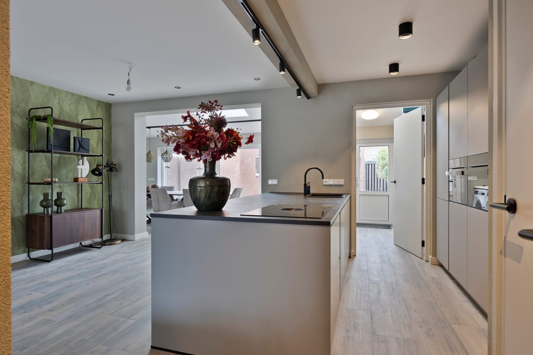 Photo 16 of Plataan 18