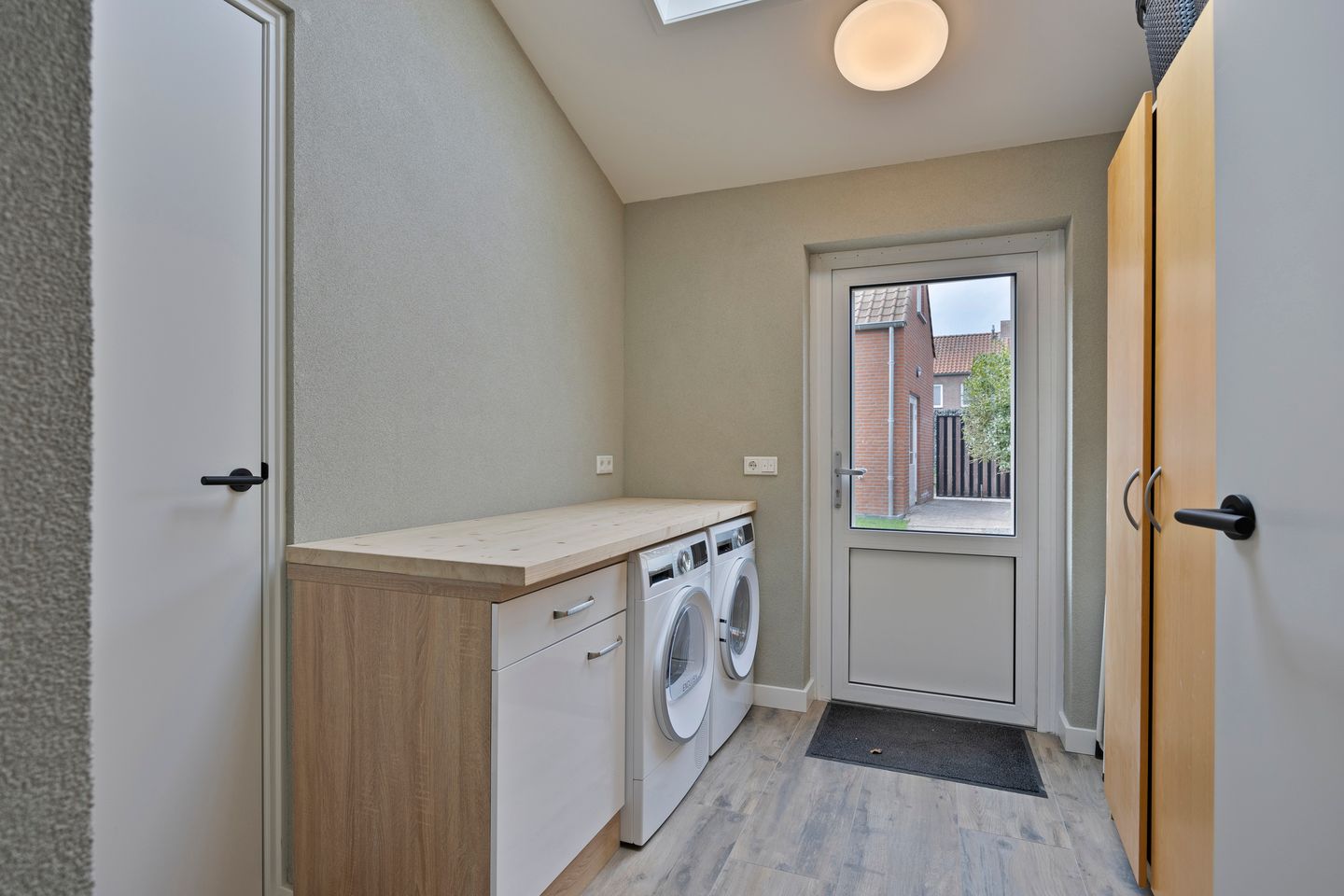 Photo 20 of Plataan 18