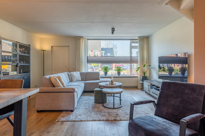 Foto 9 van Veenakker 82