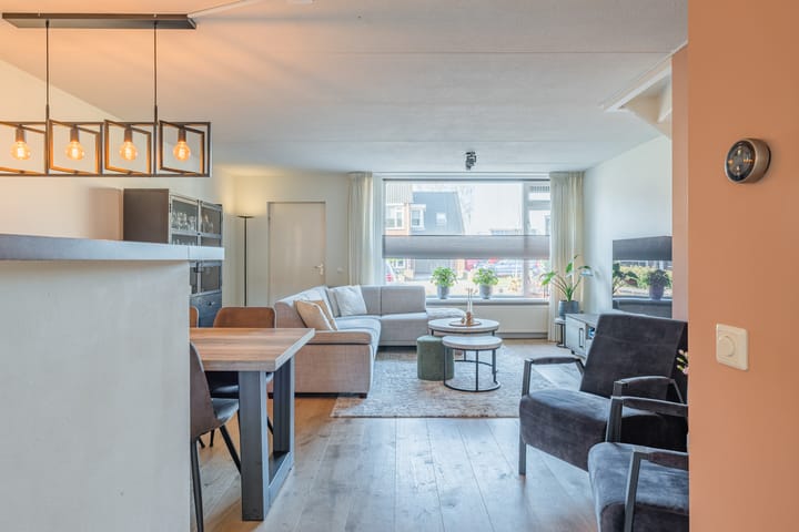 Foto 13 van Veenakker 82