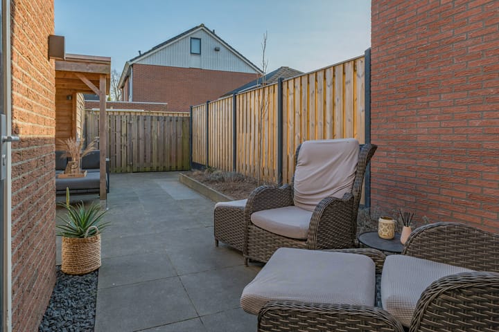 Foto 35 van Veenakker 82