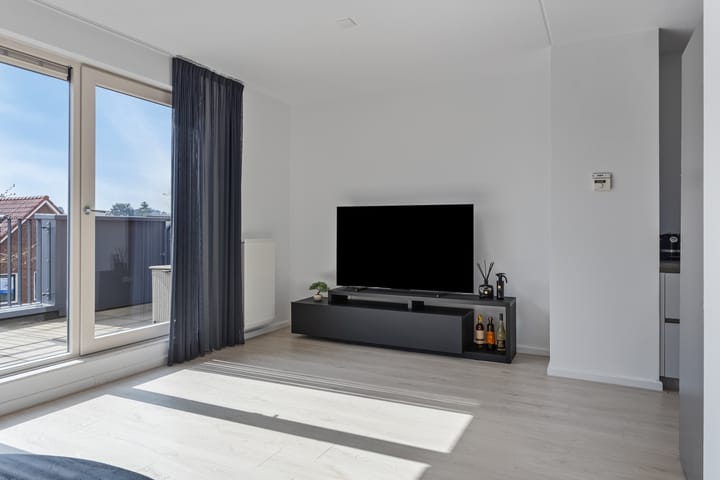 Foto 11 van Lage Bothofstraat 237-A