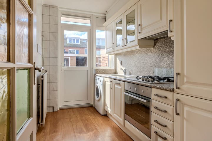 Foto 12 van Banckertstraat 13