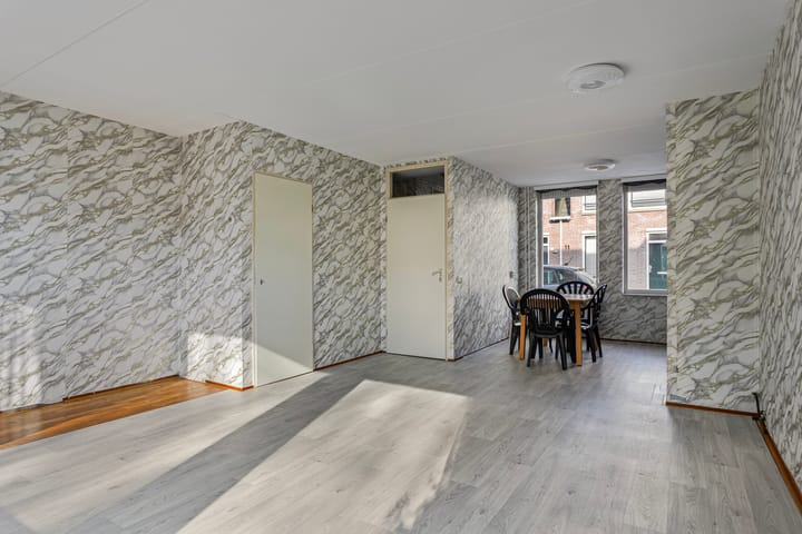 Photo 6 of Damstraat 77-A