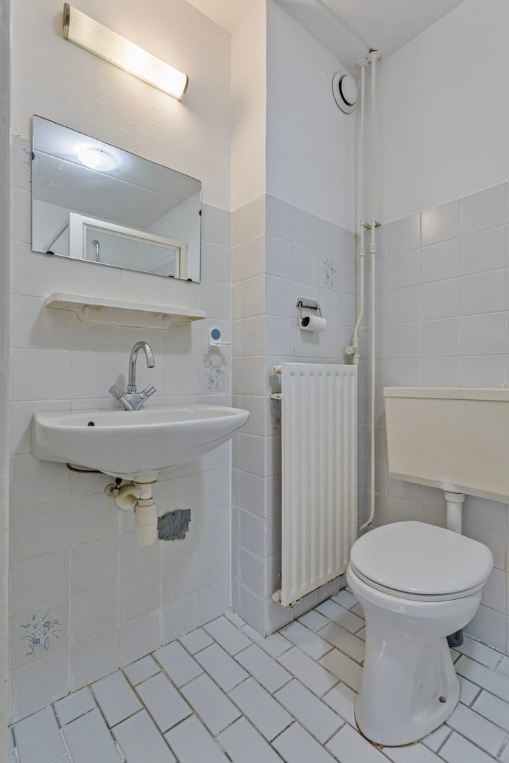 Photo 14 of Damstraat 77-A