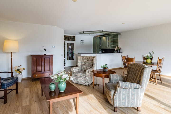 Foto 10 van Oosterweg 57