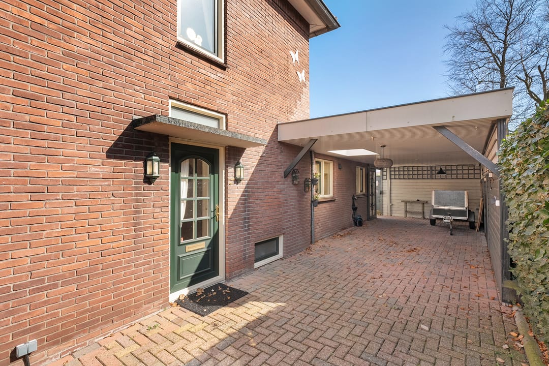 Photo 2 of Hoofdstraat 37