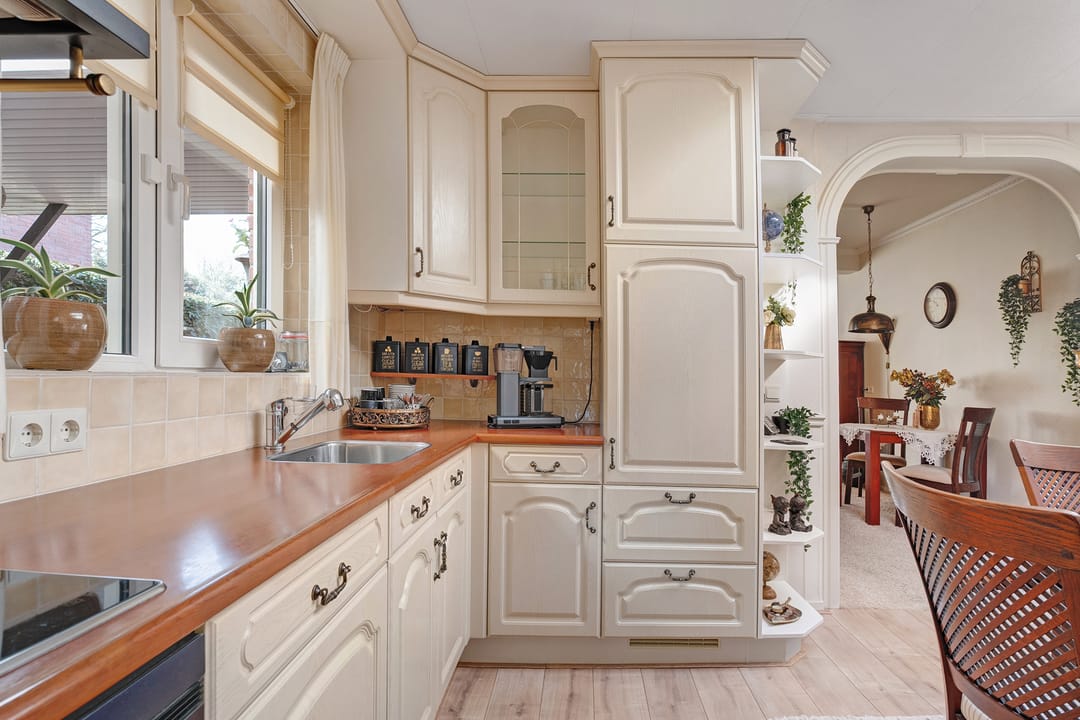 Photo 22 of Hoofdstraat 37