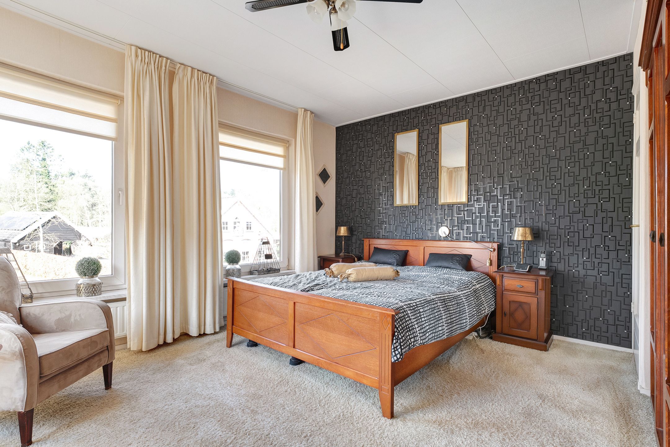 Photo 30 of Hoofdstraat 37