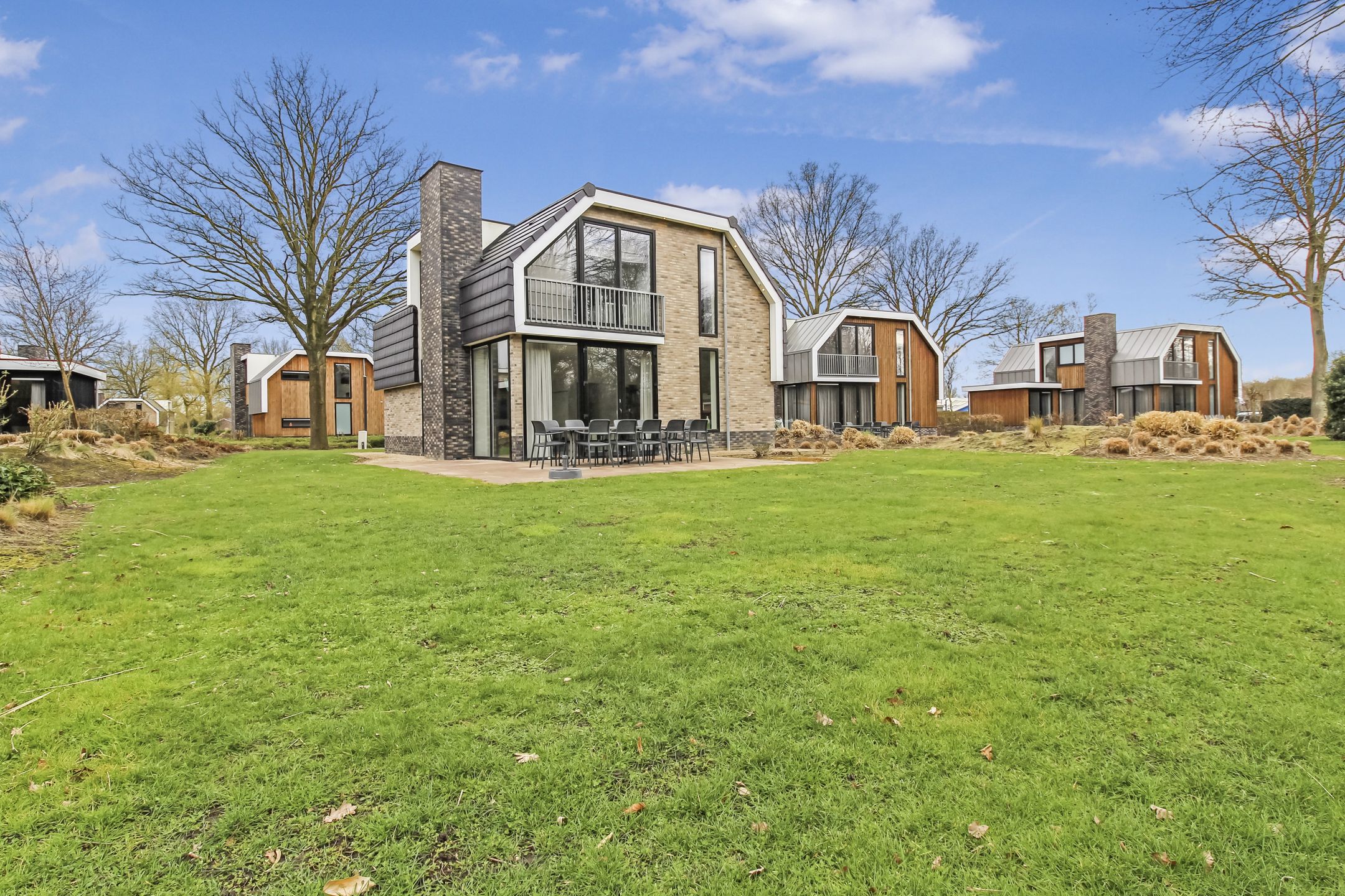 5-bedroom freehold villa in Biddinghuizen — photo 3 of 5
