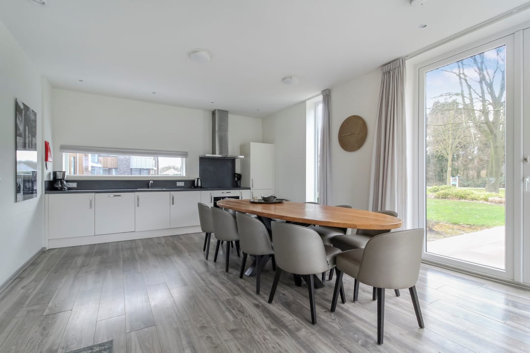 Photo 7 of Spijkweg 15-102