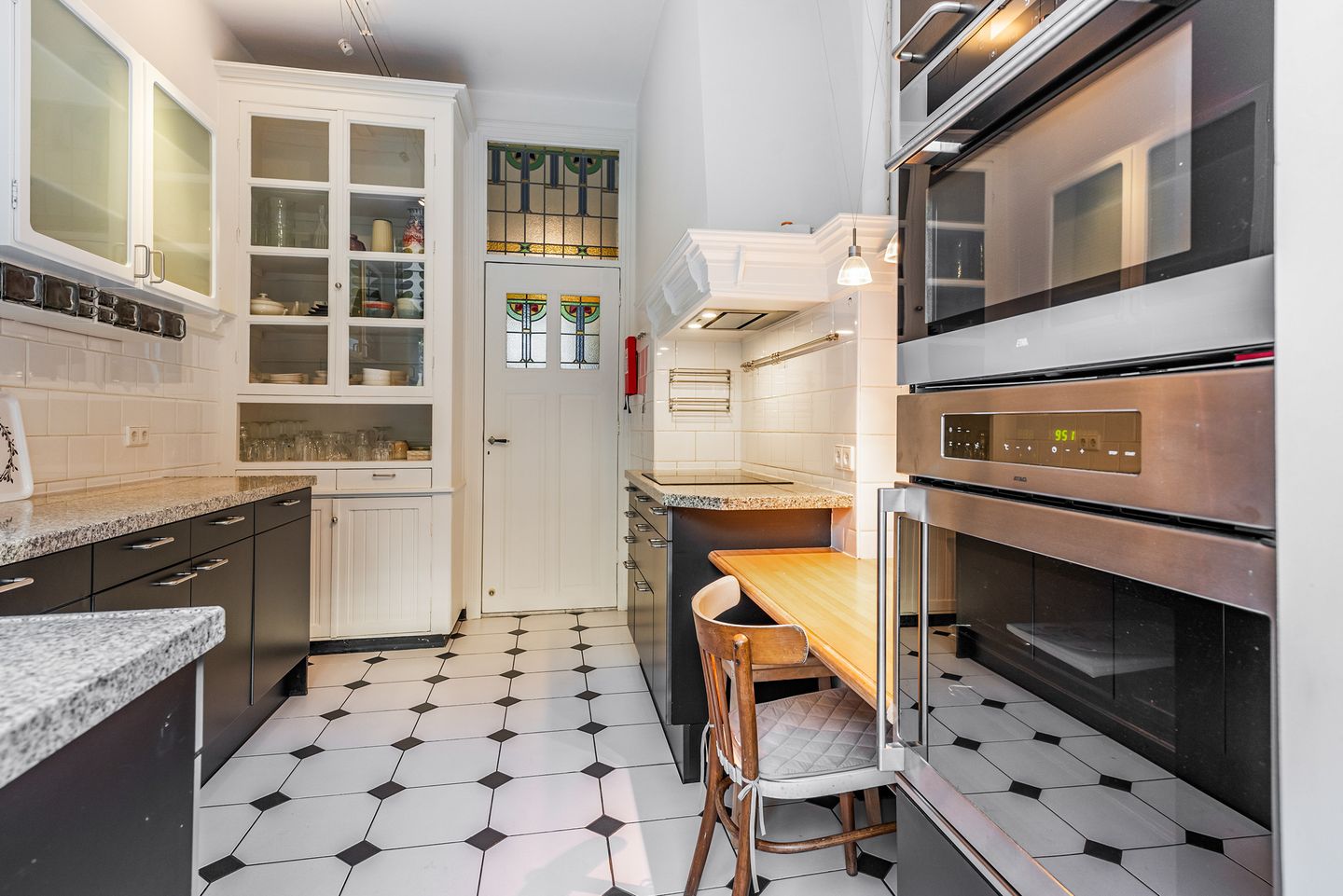 Foto 14 van Van Boetzelaerlaan 80