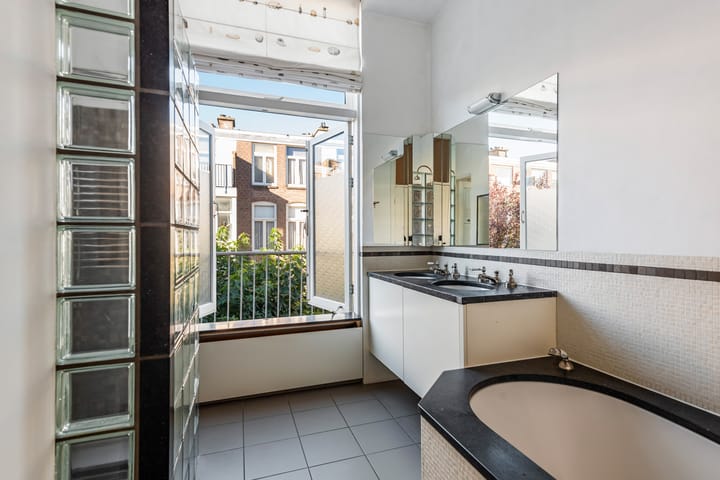 Foto 31 van Van Boetzelaerlaan 80