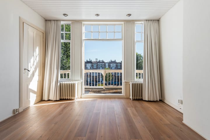 Foto 48 van Van Boetzelaerlaan 80