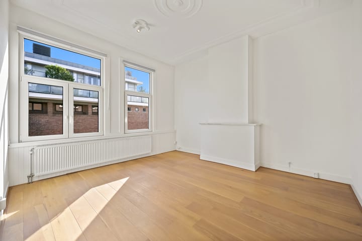 Foto 20 van Van der Parrastraat 32