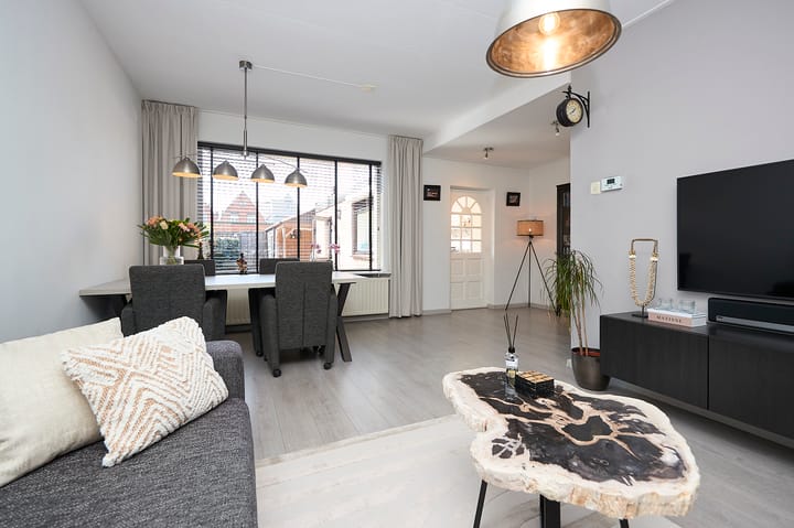 Foto 7 van Bernhardstraat 31