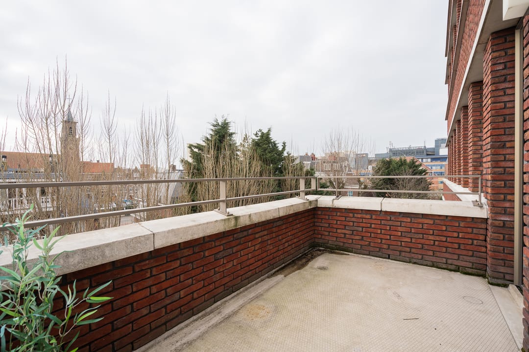 Photo 11 of Badhuisweg 13