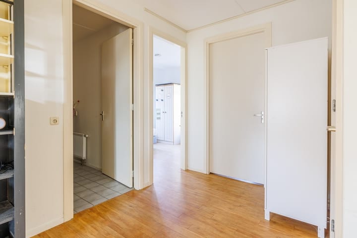 Foto 11 van Camminghastraat 18-A